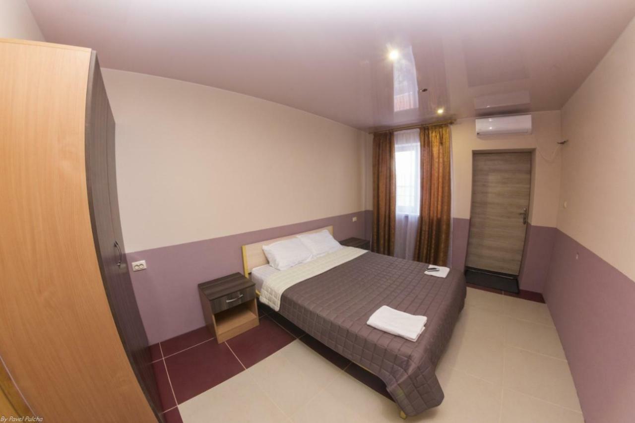 Hotel Maldives à Vapniarka Extérieur photo
